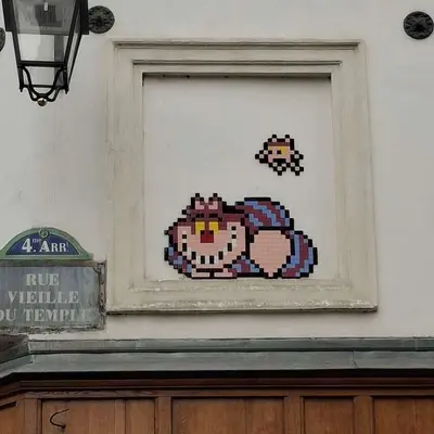 "Le chat du Cheshire - PA_1156" by Invader in Paris