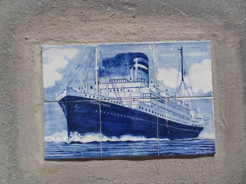 "Navio Serpa Pinto" in Lisbon