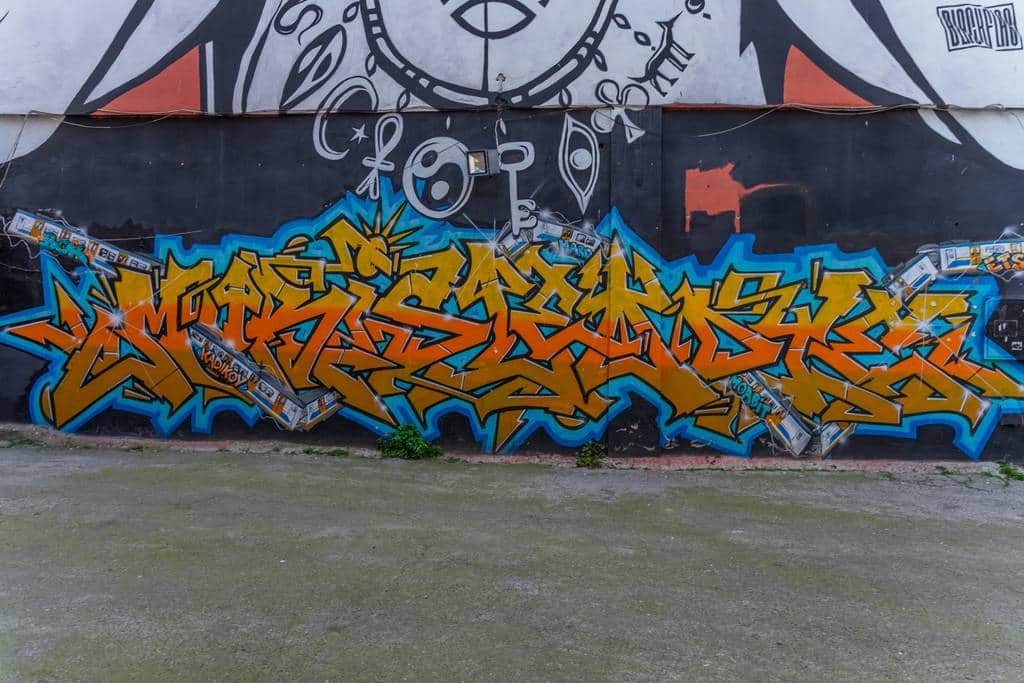 "Bold Wild Style Graffiti Piece" in Istanbul