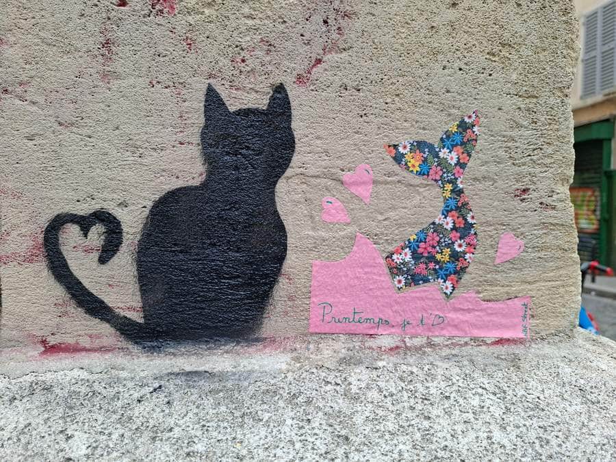 "Printemps je t'aime" by nbf street in Paris