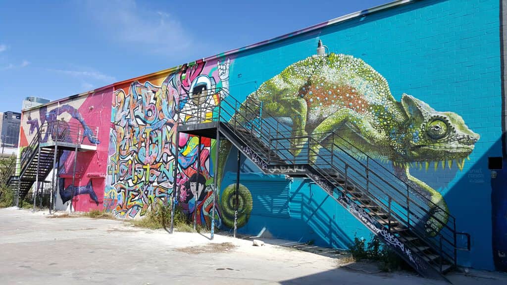 "Houston Graffiti Building" by Various Artists in Houston