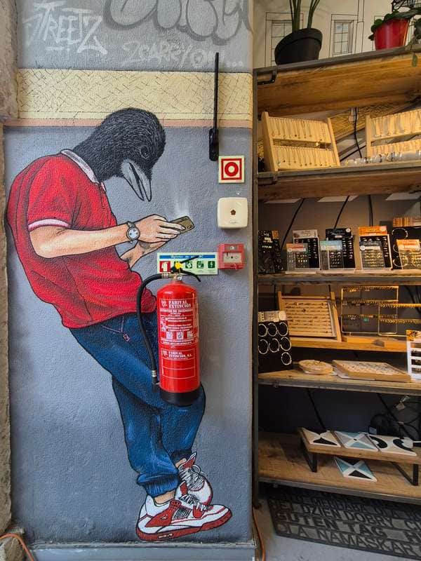 "Phone Addiction and Fire Safety" in Lisbon