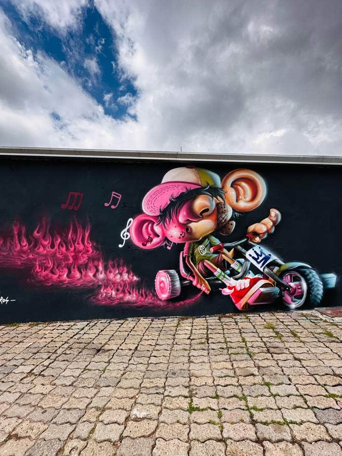 "Musical Mouse on Flaming Wheels" by Sipros in Sao Paulo