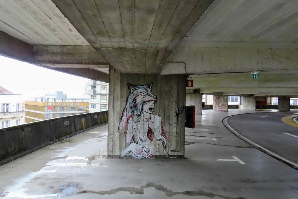 "Aggressive Wolf Figure in Concrete" by Tamara Alves in Porto