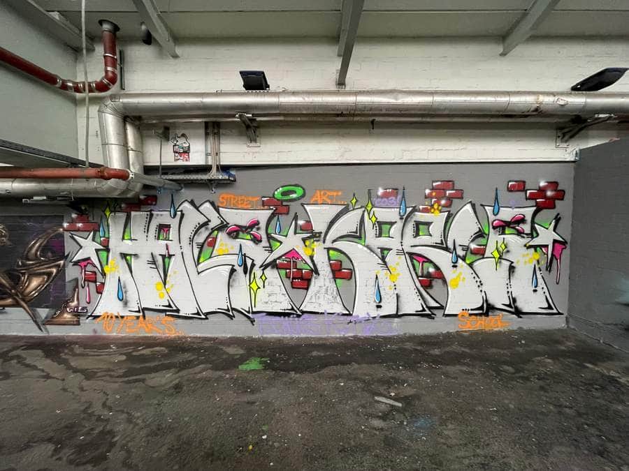 "Rindermarkthalle Parkdeck" by Hallo Karlo in Hamburg