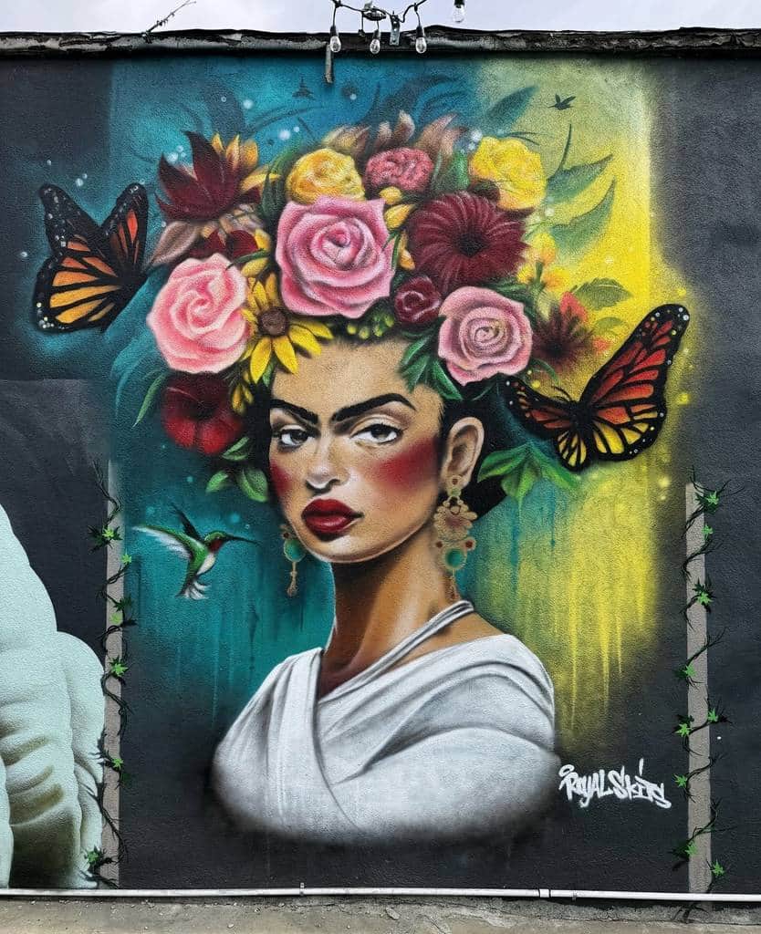 Untitled street art by Skits in Los Angeles