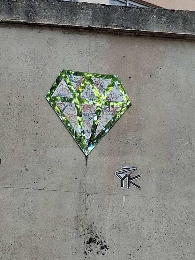 Untitled street art by Le Diamantaire in Paris