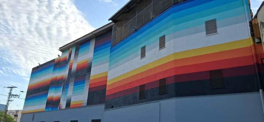 Untitled street art by Felipe Pantone in Valencia