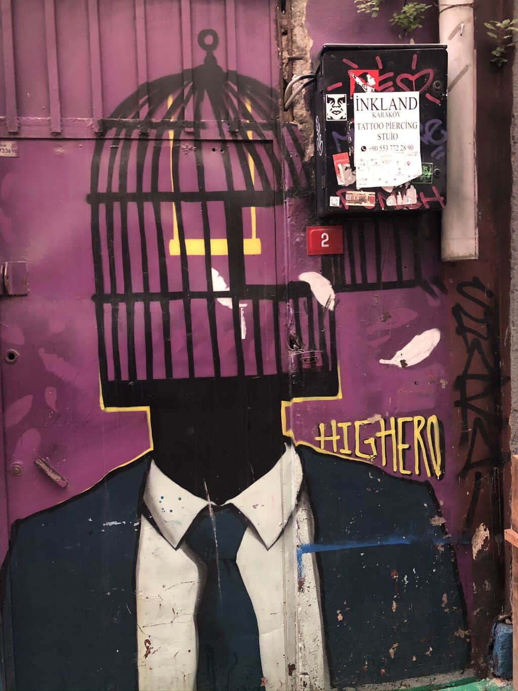 "The cage head" by Highero in Istanbul