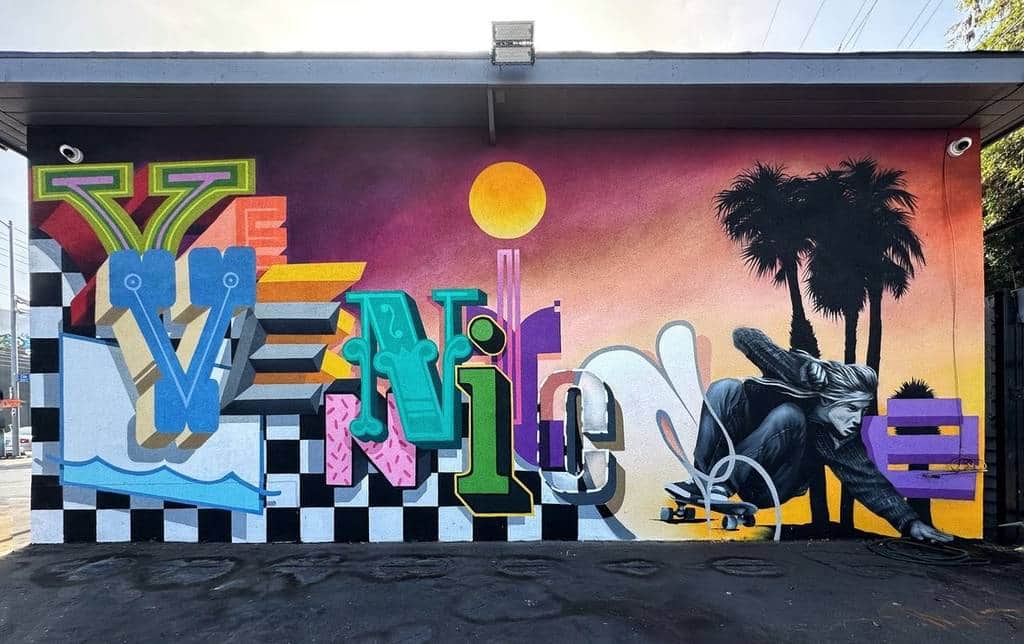 Untitled street art by Tommy Wonder in Los Angeles