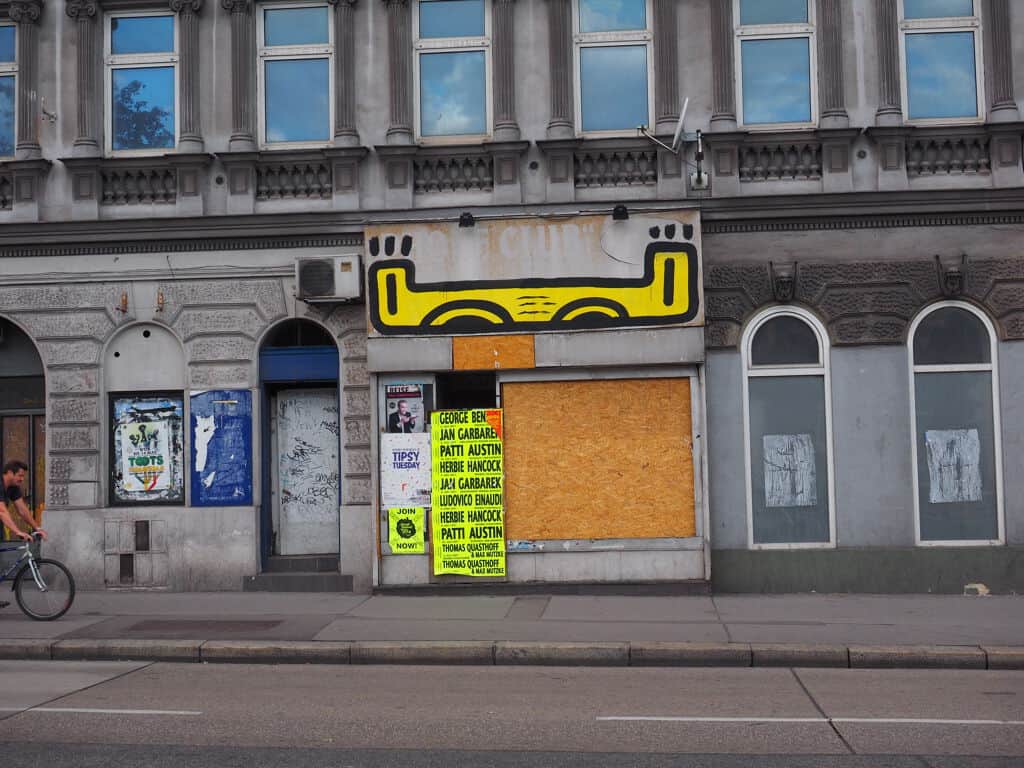 Untitled street art by Kryot in Vienna