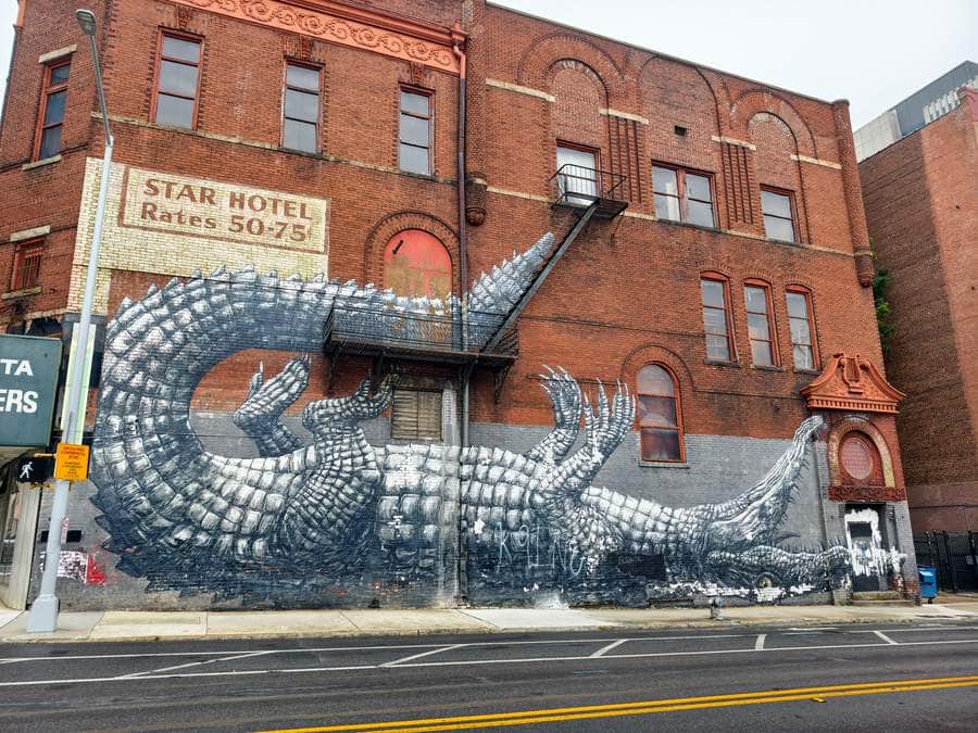 "Alligator" by Roa in Atlanta