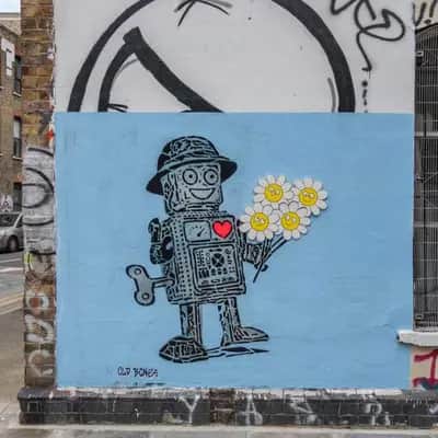 "Rusty The Robot" by Trips and Pieces in London