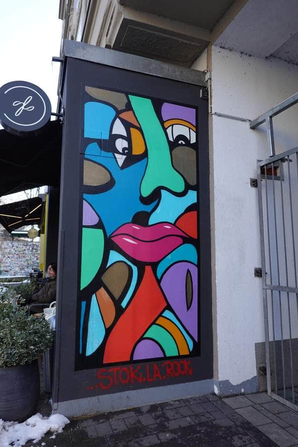 "Colorful Abstract Face Portrait" by Stok La Rock in Hamburg