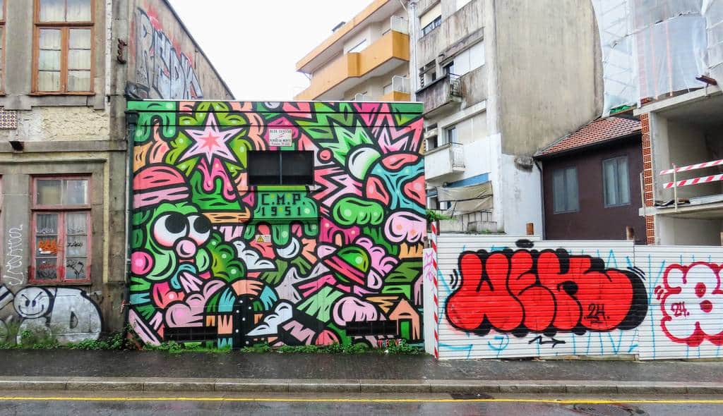 "Mad World" by The Caver in Porto