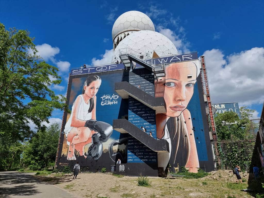 "When David turned into Goliath" by Akut in Berlin