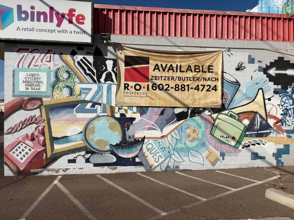 Untitled street art by Taylor Victoria in Phoenix