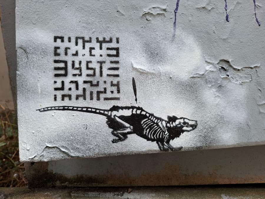 Untitled street art by Mr Byste in Paris
