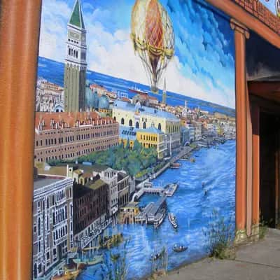 "Euroclassic Furniture" in Portland