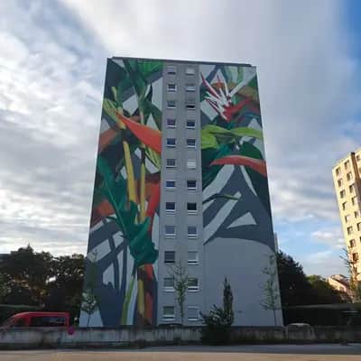 "Tropical Foliage Tower Mural" by Thiago Mazza in Vienna