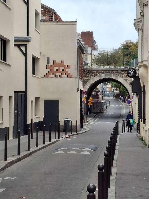 "PA_1421" by Invader in Quartier De Charonne, Paris
