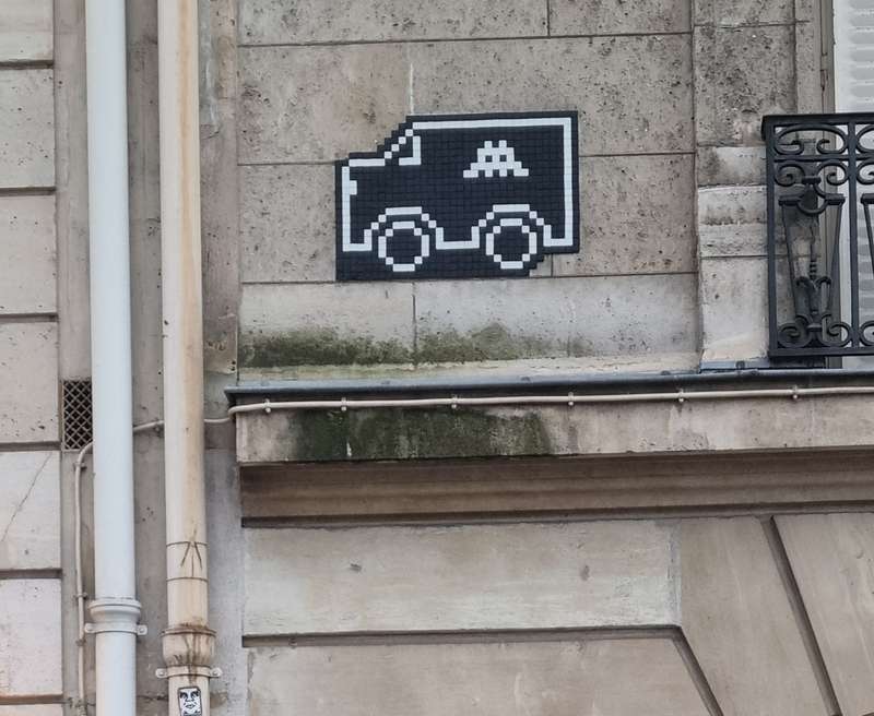 "PA_797, Camion" by Invader in Paris 7e Arrondissement, Paris