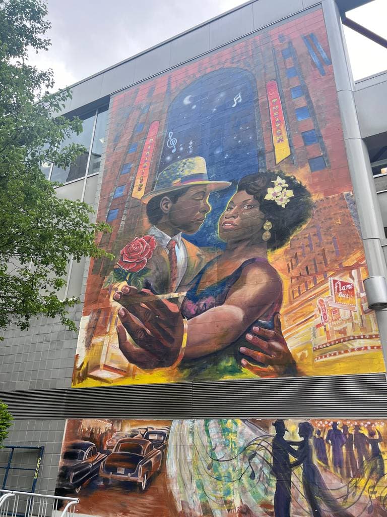 "Jazz Age Romance Mural" in Greektown, Detroit