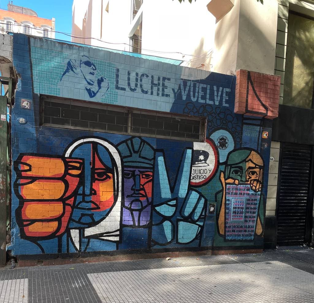 Art by colectivo Carpani