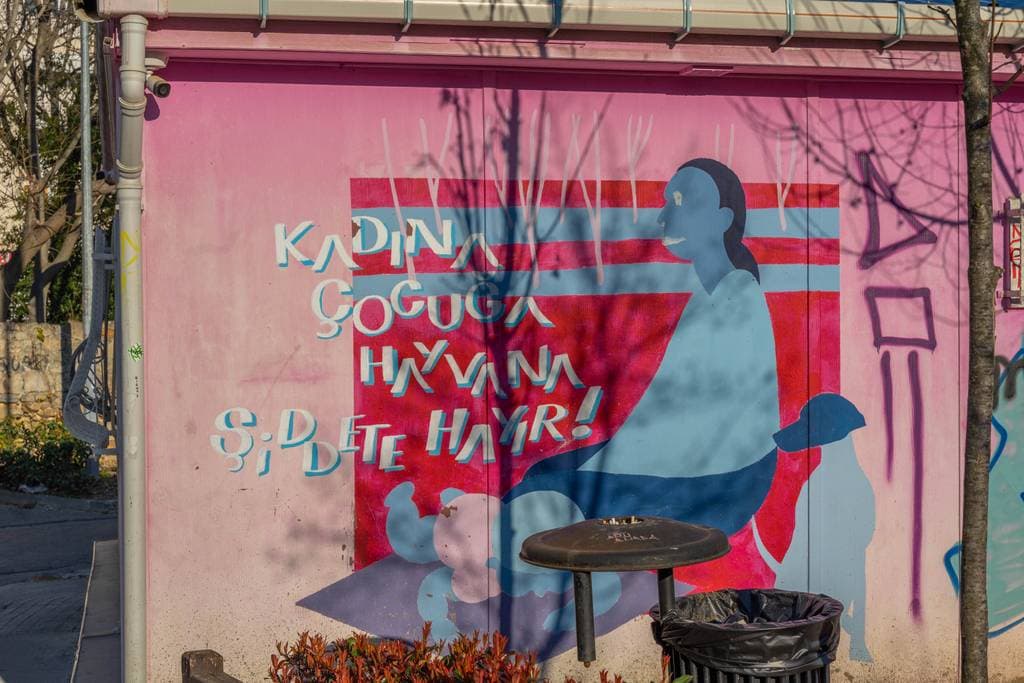 Figures with Striped Background