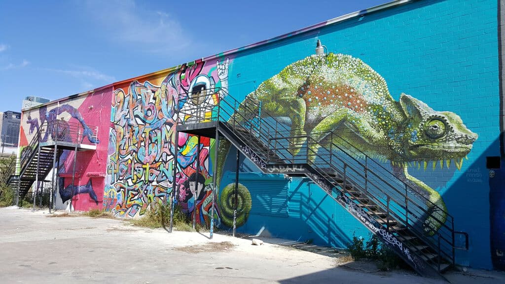 Houston Graffiti Building