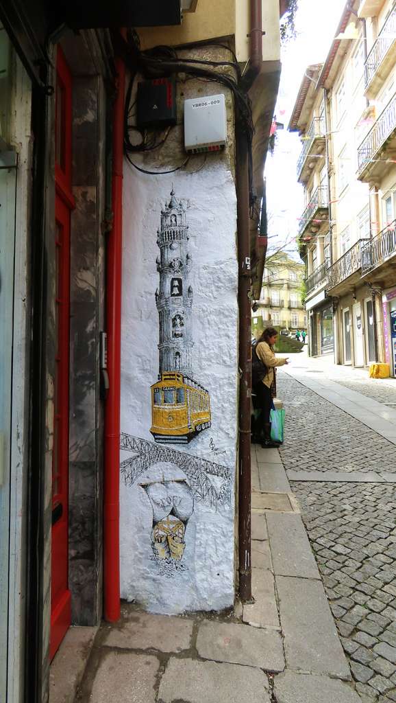Lisbon Landmarks and Urban Transit