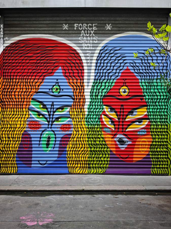 "FORCE AUX SANS ROI" by Kashink1 in Paris 10e Arrondissement, Paris