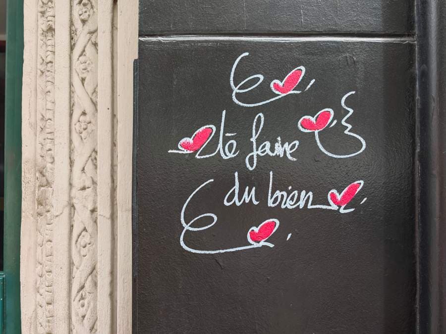 "Te Faire Du Bien" by Inlovestreetart in Quartier Saint Georges, Paris