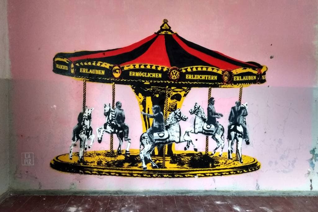 "Klima Karussell (Climate Carousel)" by Lapiz in Berlin