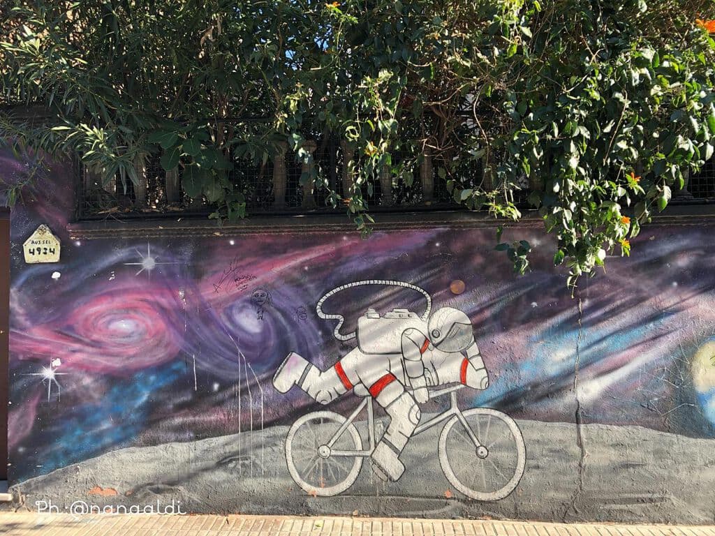 "Astronauta" by chispart_powercolor in Palermo Soho, Buenosaires