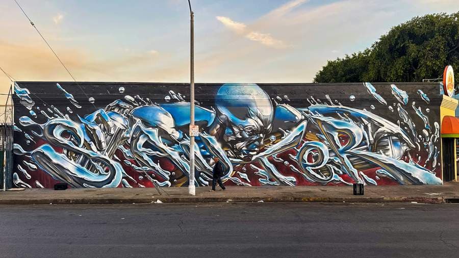 Abstract Chrome Liquid Forms