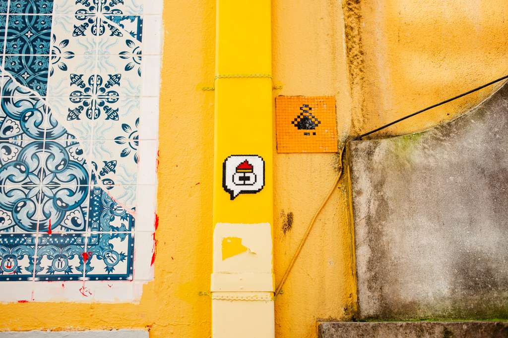 "LISBOA_06" by Fritten Freddie in Cais Do Sodr, Lisbon