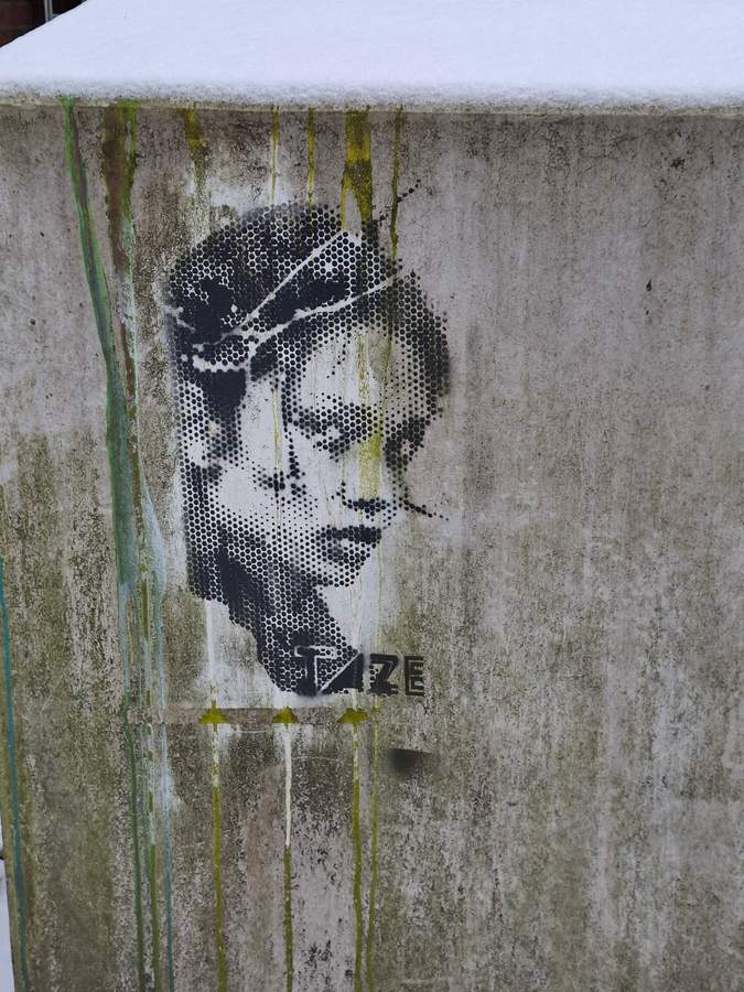 Untitled street art by TAZE in Eimsbttel, Hamburg