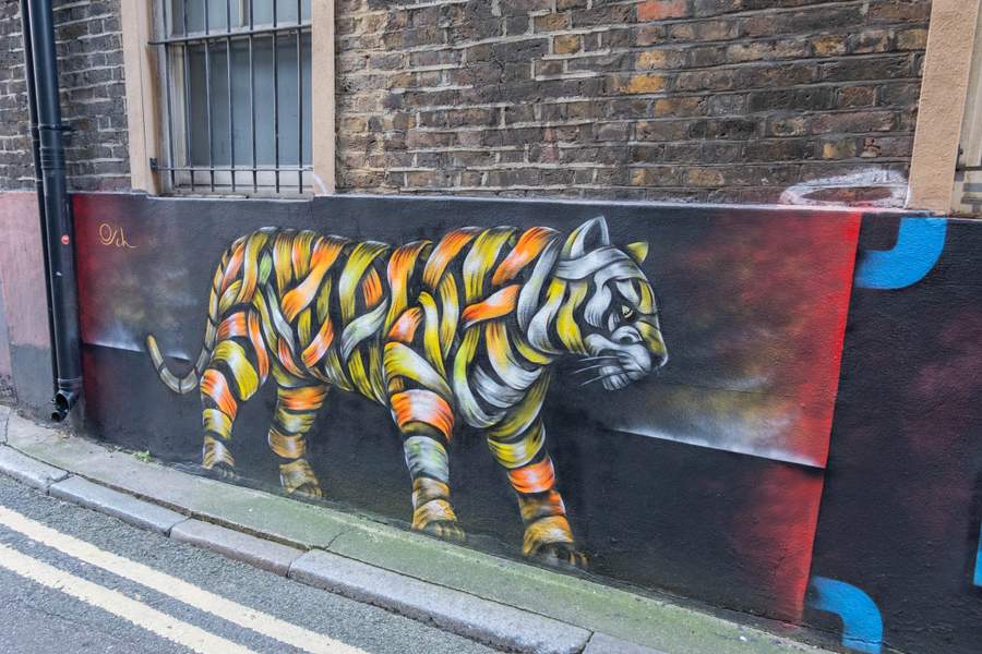 Untitled street art by Otto Schade in Shoreditch, London