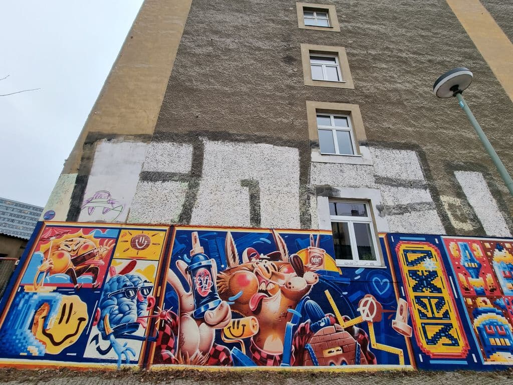 Untitled street art by HRVB THE WEIRD in Friedrichshain, Berlin