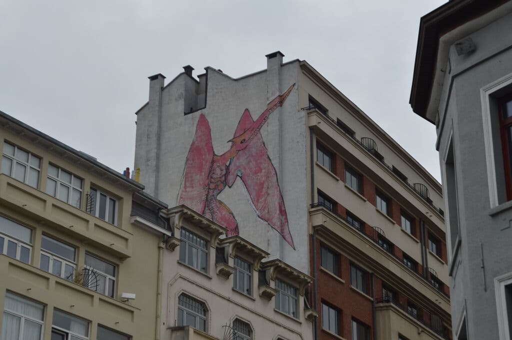 Untitled street art by BONOM in Quartier Des Quais Kaaienwijk, Brussels