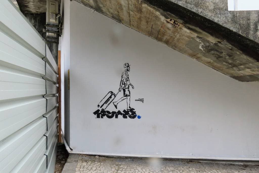 "Bail’Art" by filho bastardo in Baixa Do Porto, Porto
