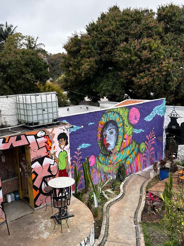 Untitled street art by Philaico Mei in Caxingui, São Paulo
