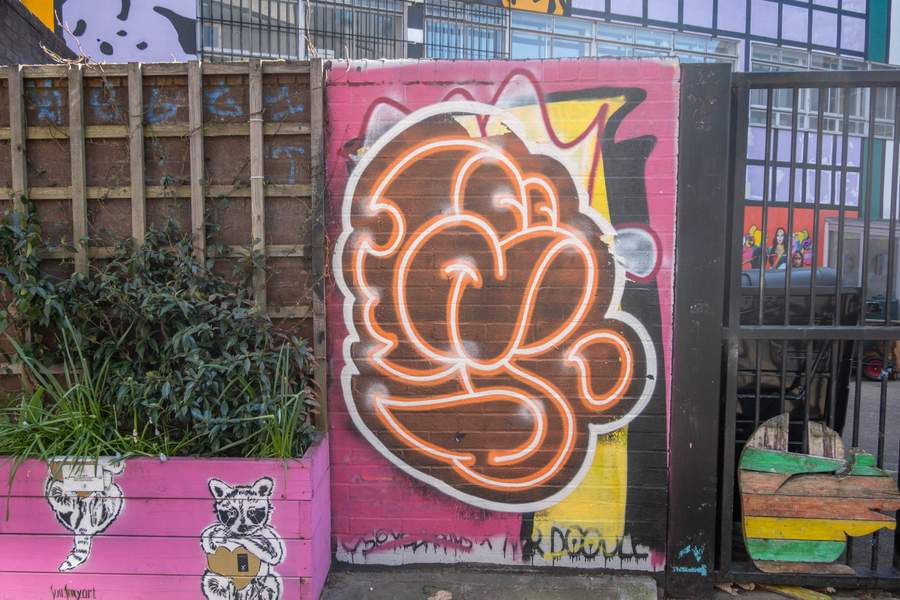 Untitled street art by Fat Cap Sprays in Whitechapel, London