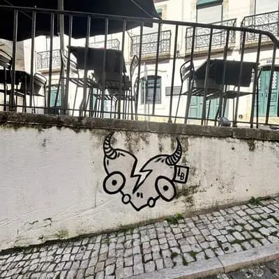 Devil Skull Lightning Bolt