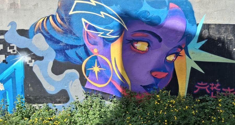 "Cosmic Woman with Celestial Energy" in Valencia