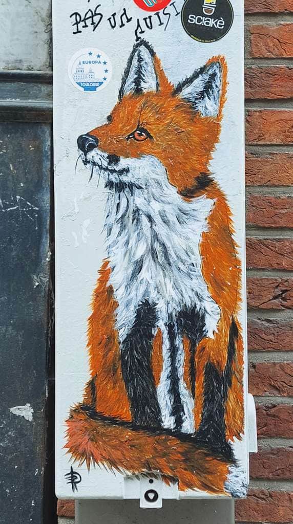 "Je ne suis pas un nuisible" by Atelier de Rose in Brussels