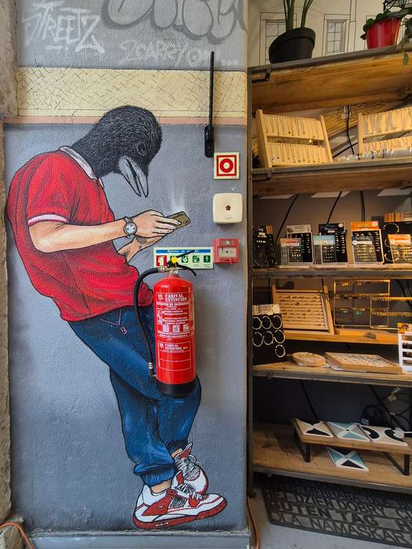 "Phone Addiction and Fire Safety" in Lisbon
