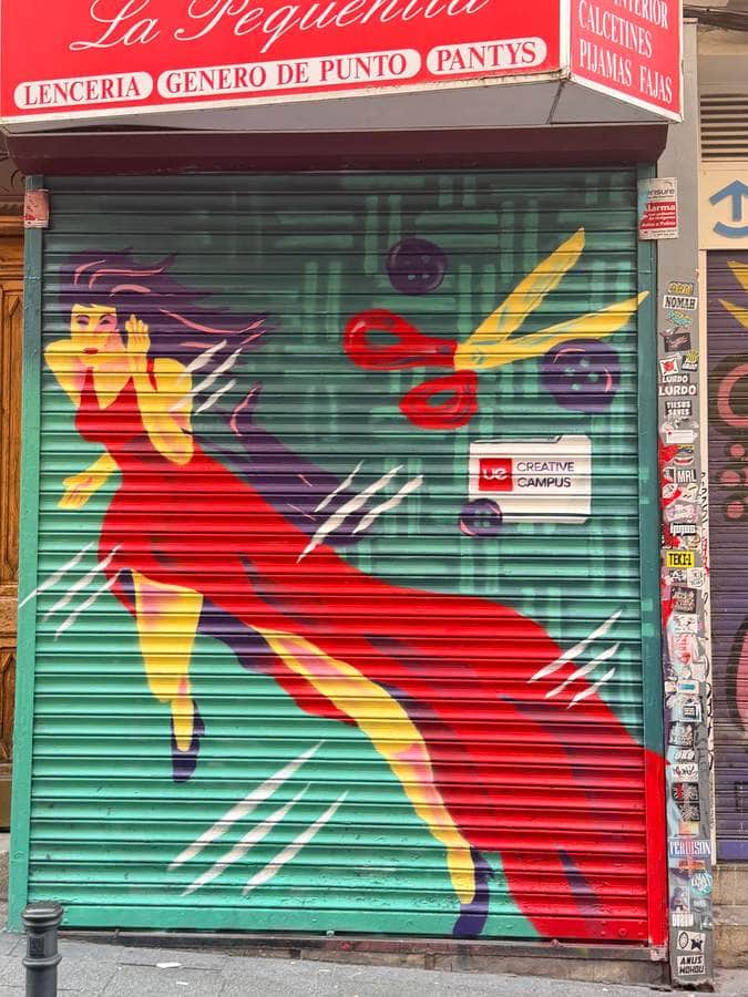 "Scissors and Sewing Thread Portrait" by UE Creative Campus in Madrid