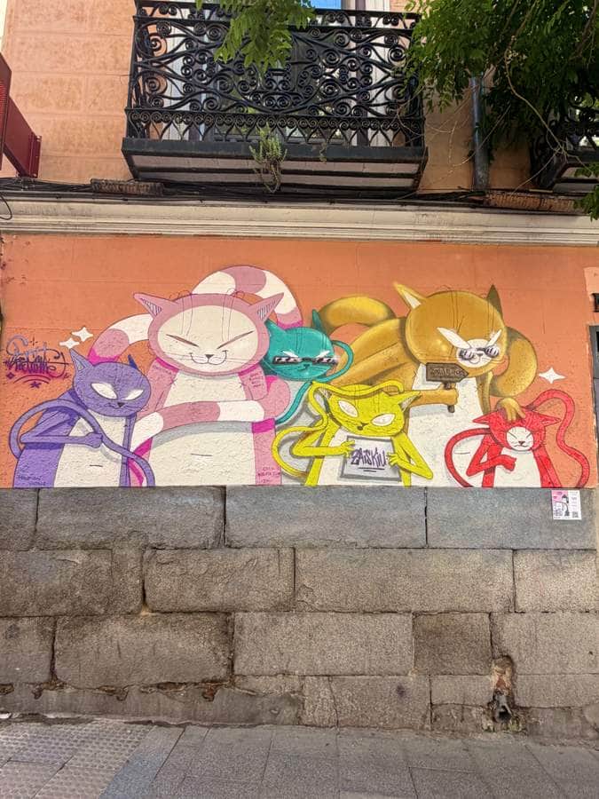 "Traviesos…" by Zaiskiu in Madrid